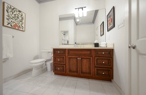 Treme Hotel | Parkside Villas, 6 Historic Guest Houses, Sleep 26