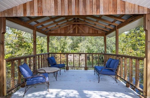 White Springs Cabin | Peaceful and Quiet Suwannee River Cabin