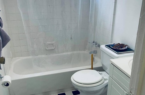 Reynoldstown Apartment | Peaceful artsy spot in Inman Park