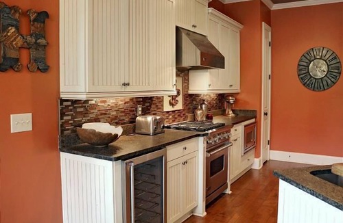 Eatonton Condo | Peaceful Cuscowilla Arbors Retreat