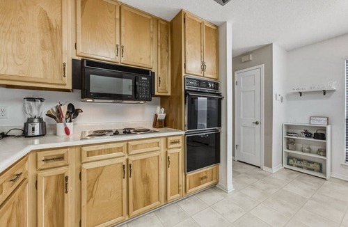 Wright House | Peaceful Fort Walton Home near Beaches & Dining