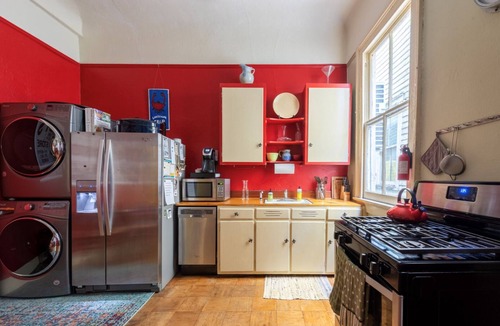 Bywater Apartment | Peaceful Getaway In The Bywater- 2 Bedroom, 2 Bath