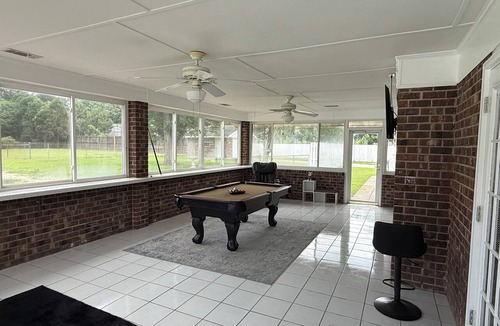 Savannah House | Peaceful Home spacious 4 Bedrooms in Savannah STR 026567