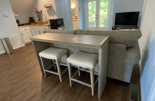 Acworth Apartment | Peaceful Lakeside Loft - Beach & Creek Access