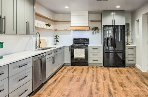 Peachtree City Apartment | Peachtree City Lower Level Unit Near Lake Kedron