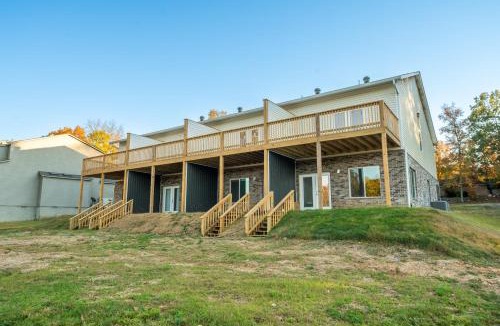 Jones Mills Apartment | Pebble Beach Condos at Diamondhead Lake - Near Lake Catherine State Park