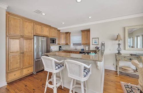 Saint Simons Island House | Pent House, Pet Friendly, Elevator, Roof Deck, Ocean views!