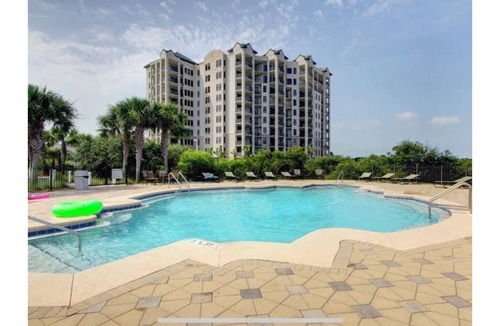 Ono Island Condo | Perdido Key 3rd Floor Luxury Condo with Beach & Bay.End Unit!