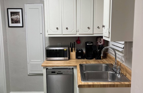 Augusta House | Perfect 2-bedroom house with AC in charming Augusta