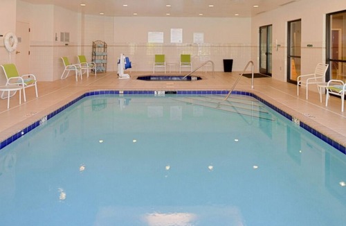 Gastonia House | Perfect Base Near Charlotte-Douglas Airport! 2 Comfortable Units! Onsite Pool!
