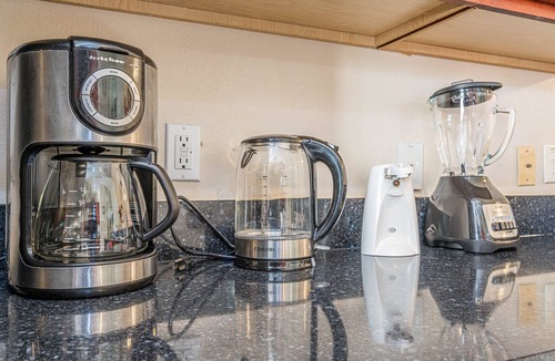 Sandy Ridge House | Pet friendly 5 Bed Villa w/pool & spa, set in peaceful community. Near WDW