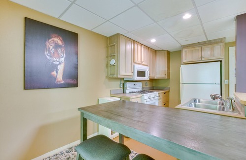 Conyers Cabin | Pet-Friendly Conyers Cabin - 23 Miles to Atlanta!