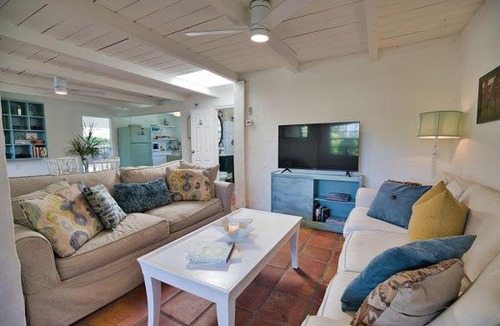 Englewood House | Pet Friendly & Firepit Minutes to Beach Sleeps 6