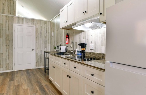 Picayune Cottage | Pet-Friendly Picayune Tiny Home: 4 Mi to Dtwn!
