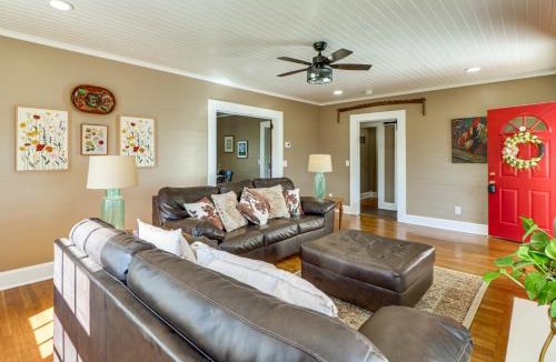 Lineville House | Pet-Friendly 'Railroad Cottage' Near Wedowee Lake