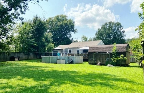 Chattanooga Valley House | Pet friendly 2 bedroom, pool, fenced yard near Chattanooga