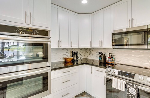Greenview Shores House | Pet-Friendly Wellington Home: On-Site Lake Access!