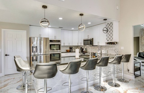 Greenview Shores House | Pet-Friendly Wellington Home: On-Site Lake Access!