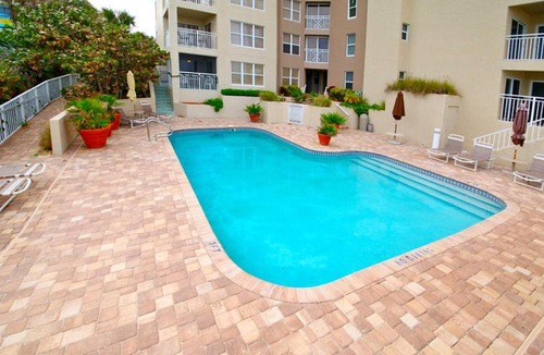 Cearra Del Ray Apartment | PH6A Palm House