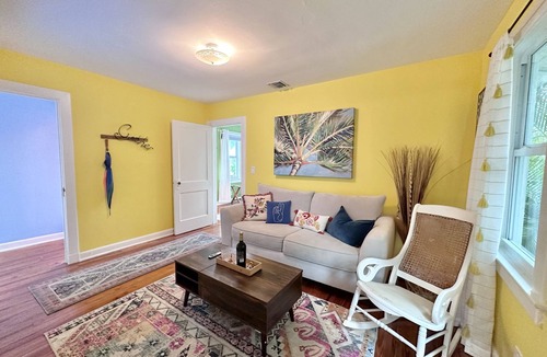 Flamingo Parks Cottage | Plant lovers' paradise cottage in Grandview Heights - walk to downtown WPB!