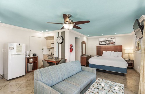 St. Pete Beach Hotel | Plaza Beach Hotel Beachfront Resort