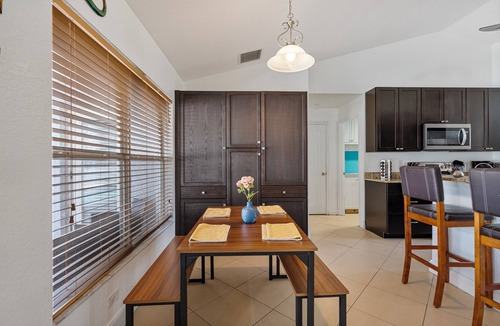 North Port House | Pool Home in SW Florida. 4 bedrooms,2 bathrooms, close to shopping and beaches.