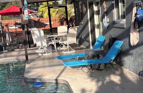 Somerset Lakes House | Pool Home with Pool Heater and Hot Tub Near Clearwater and other Fine Beaches.