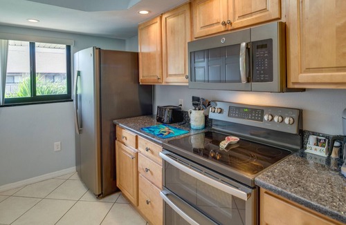 Cocoa Beach Condo | Pool, Hot Tub & Beach Access: Cocoa Beach Home!