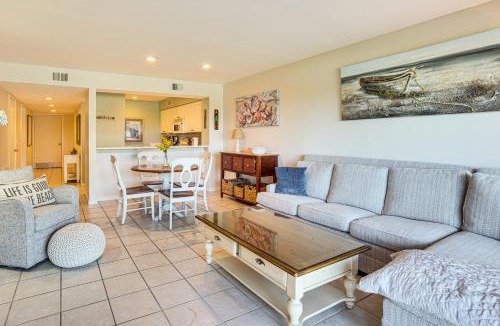 Beachwalk House | Poolside Fun & Ocean Strolls: Harbor Island Haven!