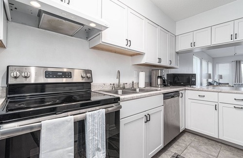 Holiday Isle Condo | Poolside Villas #208 | by Salt Water Vacations