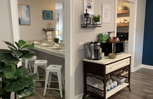 Whitemarsh Island House | Posh Pad Near Downtown and Tybee Beach