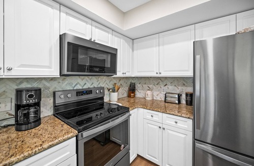 Miramar Beach Cottage | PRICES LOWERED! 3 bed 3 bath cottage-remodeled-BEACH-POOL-TENNIS-Pickleball