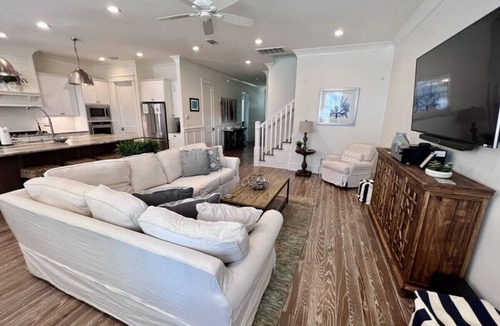 White's Gulfview House | Private Beach Access|Golf Cart|Pool|Spa|Bikes