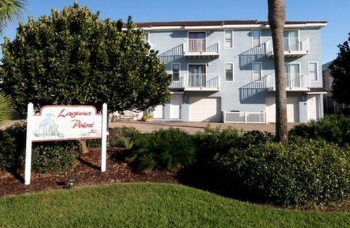 Holiday Isle Condo | Private Beach Access 2 Bedroom Condo in Central Destin