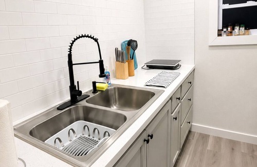 Lakeland Cottage | Private Cozy Studio, Free Parking, Near Legoland