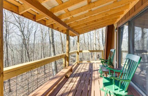 Murphy House | Private Deck & Fire Pit: Secluded Cabin in Murphy