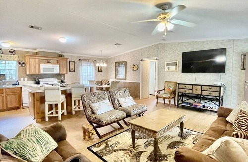Pierson House | Private Farm w/Beach Near St.JohnsRiver