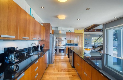 Wilbur-By-The-Sea House | Private Multi-Million Dollar Riverfront Retreat