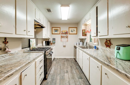 Gautier House | Private Outdoor Oasis! Graveline Bayou Retreat