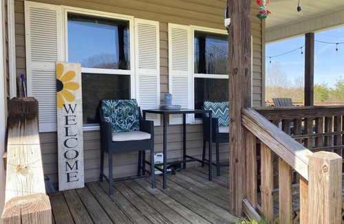 Seymour House | Private, peaceful farmhouse with mountain and horse views!