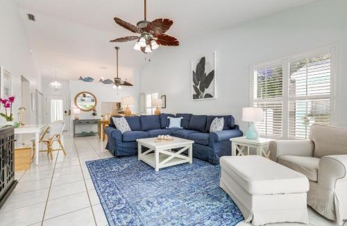 Juno Beach House | Private Pool + Backyard: Villa in North Palm Beach