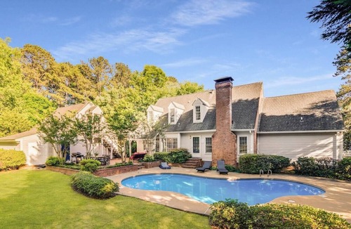Conyers House | Private Pool Getaway 5BR Family Home