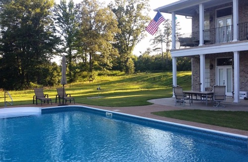 Olive Branch Cottage | Private Pool House at Bethel Gardens - Olive Branch