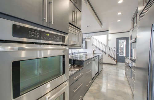 Rockwell House | Private Pool & Slip: Luxury Lake Hamilton Home!