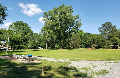 Logan Martin Lake Estates RV Rental | Private Water Front RV Lot