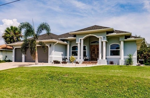 Punta Gorda House | Privately Owned Home – Private Pool, Dock and Canal Views, quiet cul-de-sac.