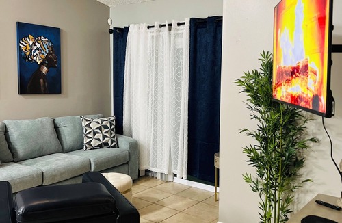 Fairvilla House | PROMO NOW: 2BD/2BTH Home-Downtwn/Wekiwa Springs