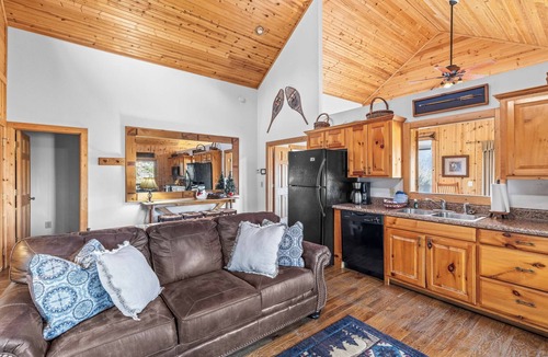 Cleveland Cabin | Purpleaire - 10% OFF or 4th Night Free - Ask for details!
