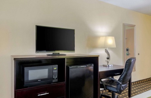 Acworth Hotel | Quality Inn Acworth North
