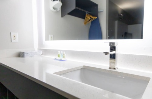 Carrollton Hotel | Quality Inn Carrollton Medical Center